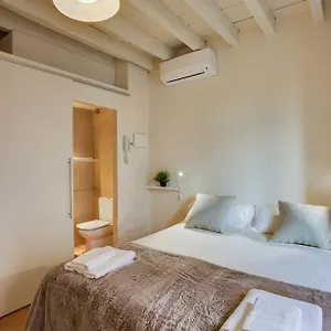 Flateli Ballesteries Appartement Gerona
